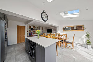 Photo 19- click for photo gallery